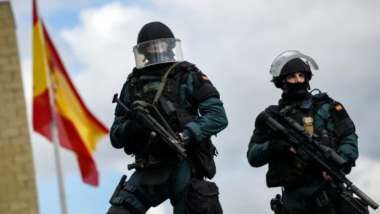 Marroquinos são presos na Espanha acusados de financiar o EI