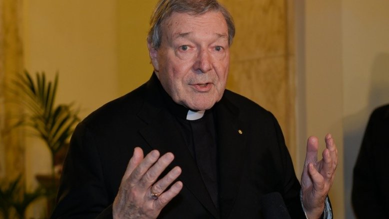 Ministro do Vaticano é alvo de investigação por abuso sexual de crianças