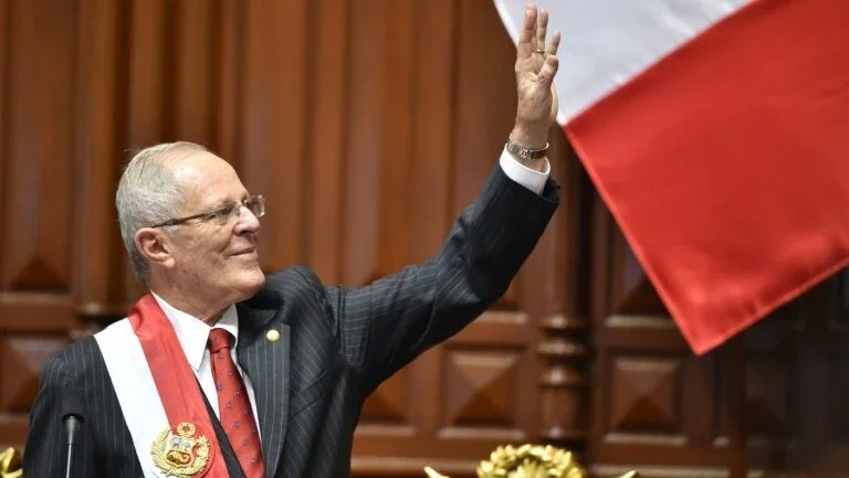 Combate à corrupção, insegurança e desigualdade: prioridades de Kuczynski