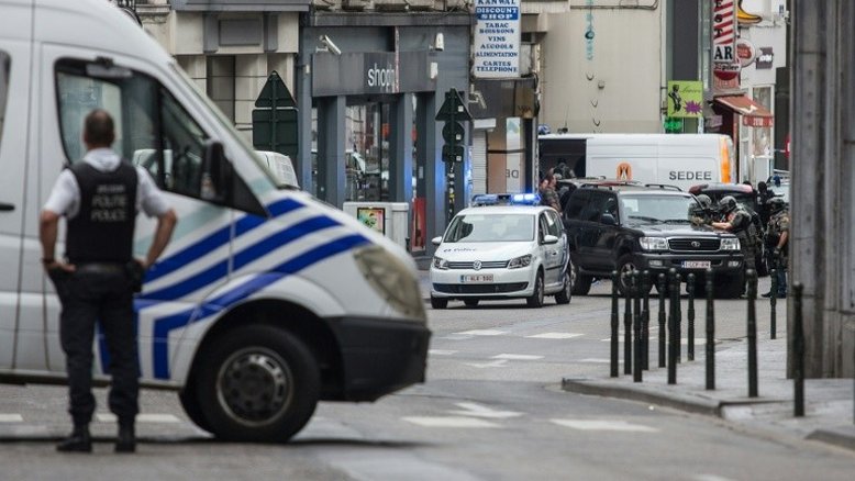 Homem 'caça radiação' e provoca alerta terrorista em Bruxelas