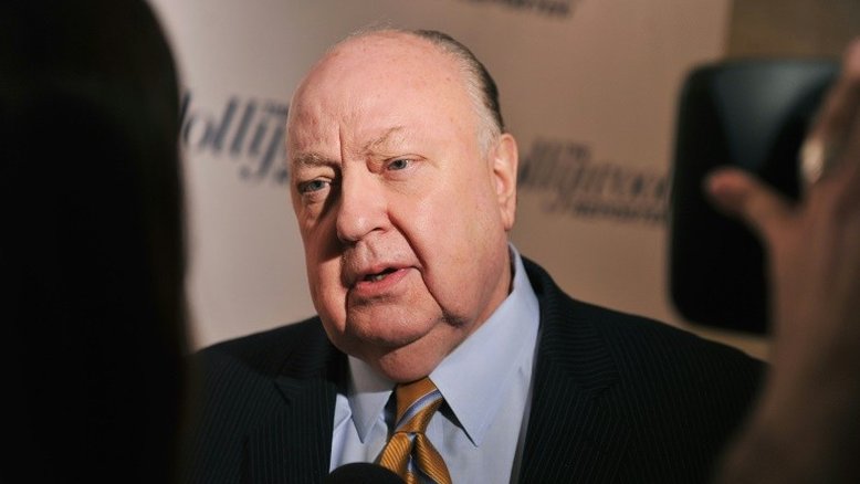 Processado por assédio sexual, diretor da Fox News negocia saída