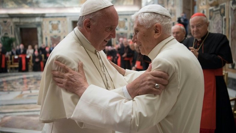 Papa Bento XVI vai lançar livro de entrevistas