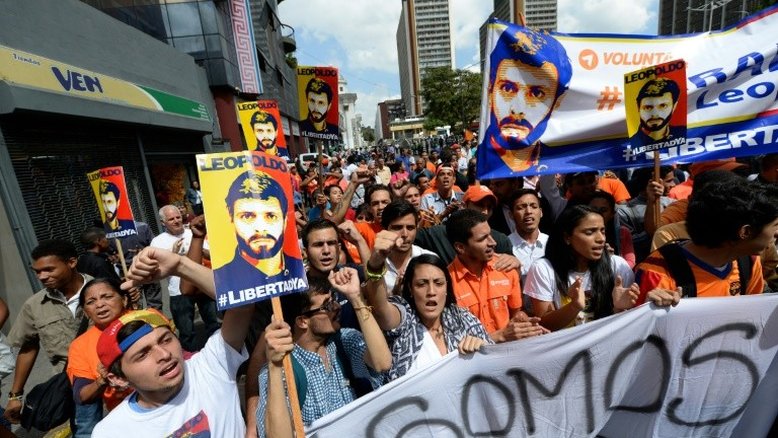 Opositor venezuelano é levado para audiência de apelação