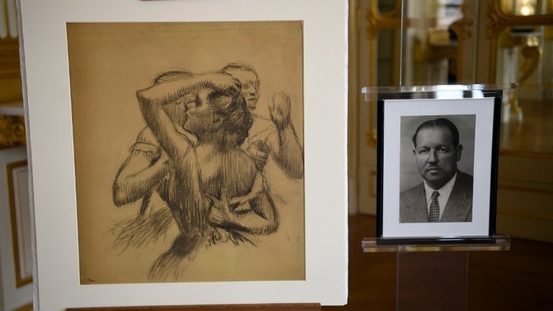 Vendido por € 462.500 desenho de Degas roubado pelos nazistas