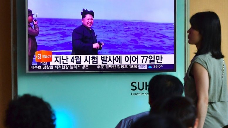 Coreia do Norte testa míssil balístico lançado de submarino