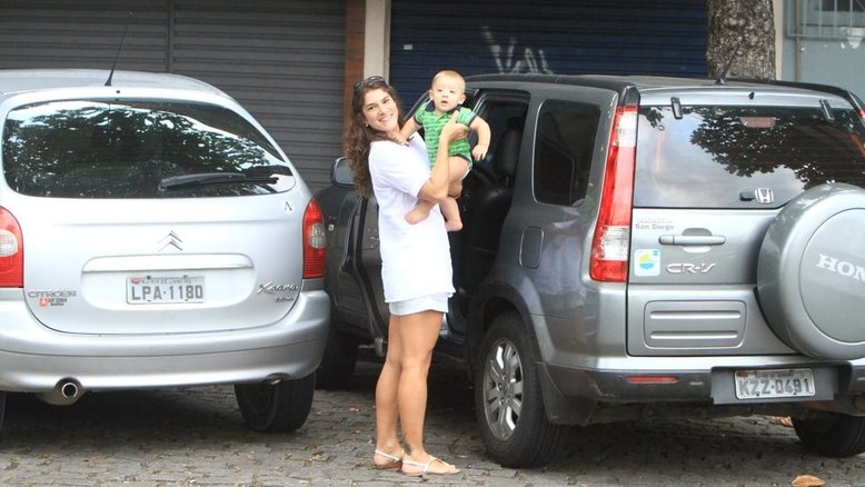 Priscila Fantin com o filho