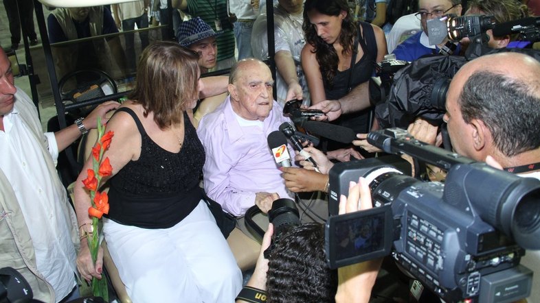 Oscar Niemeyer na Sapucaí
