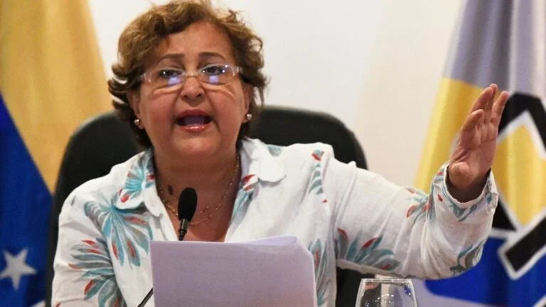 Poder Eleitoral dilui possibilidade de referendo contra Maduro em 2016