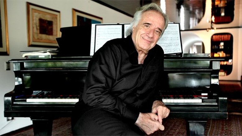 Maestro João Carlos Martins