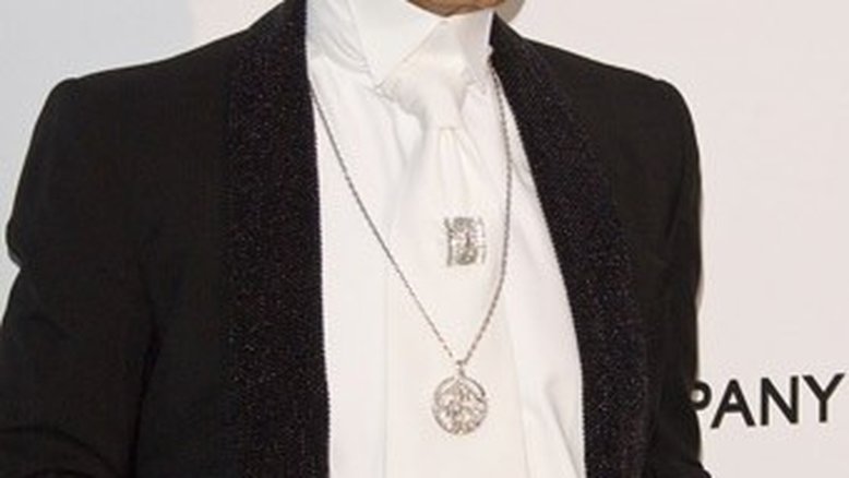 Karl Lagerfeld cria linha de copos