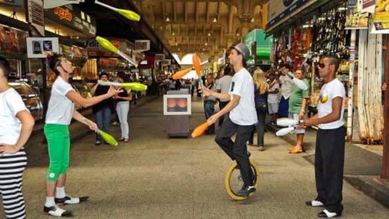 Mercadão recebe ação contra o câncer de mama