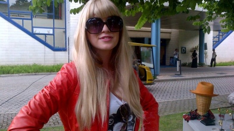 A loira Marina Ruy Barbosa