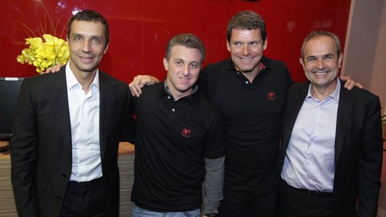 Na academia com Luciano Huck