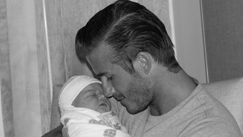 Beckham apresenta Harper Seven