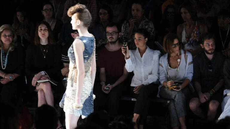 Ísis Valverde: dia de fashionista