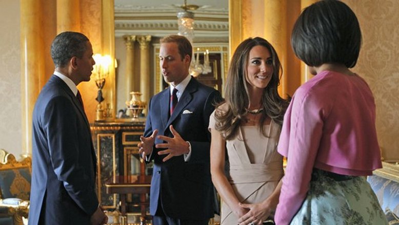 Michelle Obama convida bebê de Kate Middleton para festa do pijama