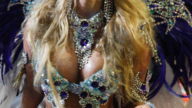 Caroline Bittencourt: a bela