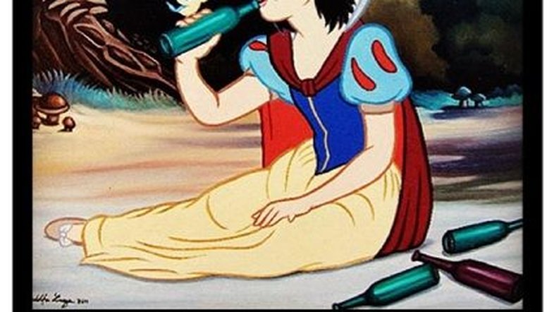 Liberty Ross posta imagem contra Kristen