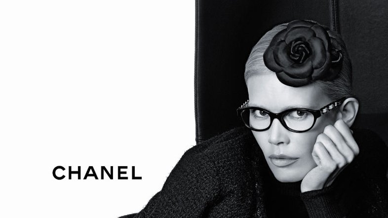 Claudia Schiffer para Chanel