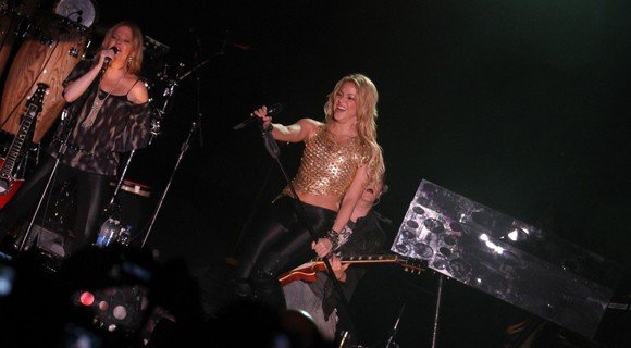 Shakira arrasa em Porto Alegre - ISTOÉ Independente