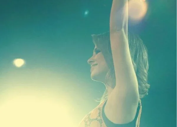 Sandy divulga capa do novo DVD