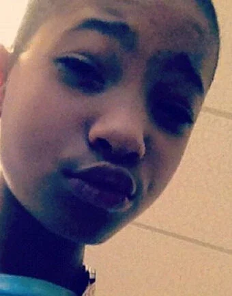 Filha de Will Smith careca