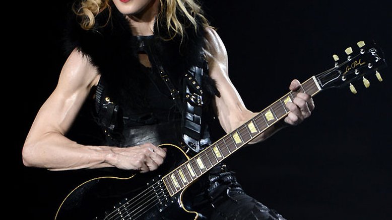 Madonna pela paz