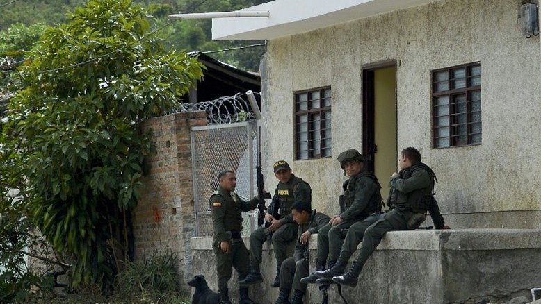 Congresso da Colômbia aprova plebiscito sobre paz com Farc