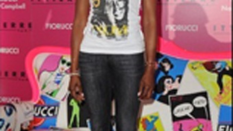 Naomi para Fiorucci
