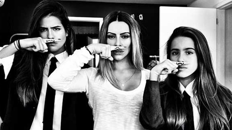 Irmãs de bigode
