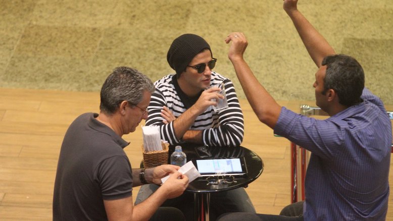 Bruno Gagliasso no shopping