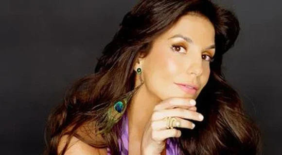 Ivete está internada
