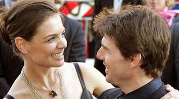 Katie Holmes e Tom Cruise: fim