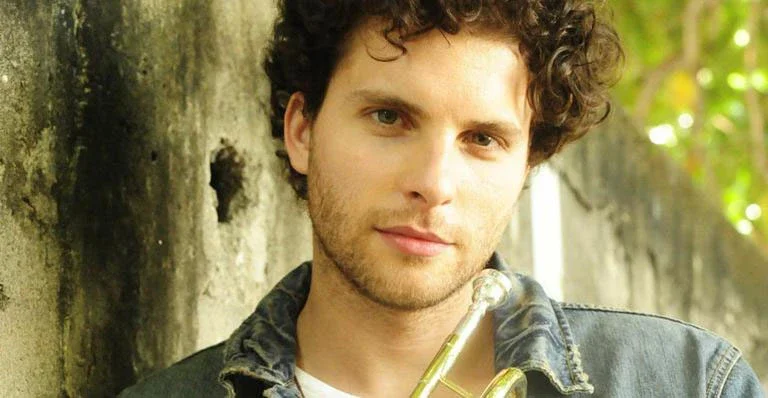 Thiago Fragoso: cinco horas de cirurgia