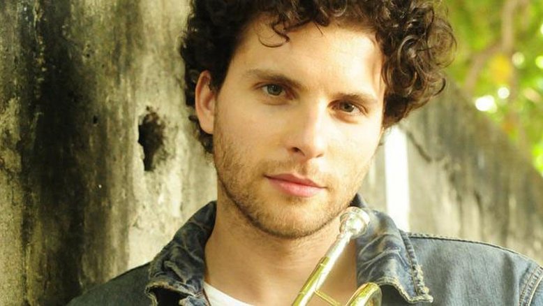 Thiago Fragoso: cinco horas de cirurgia