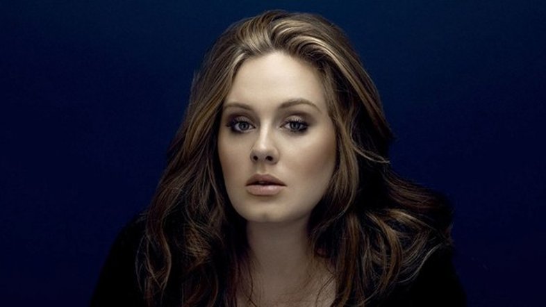 Adele irreconhecível