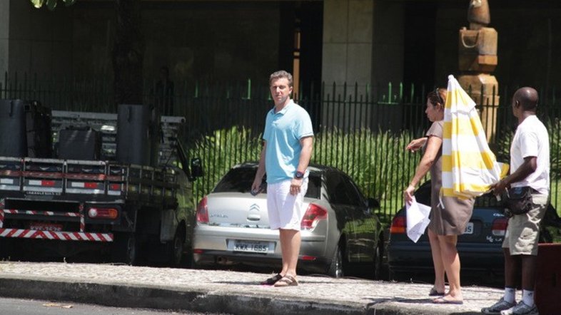 Luciano Huck gravando