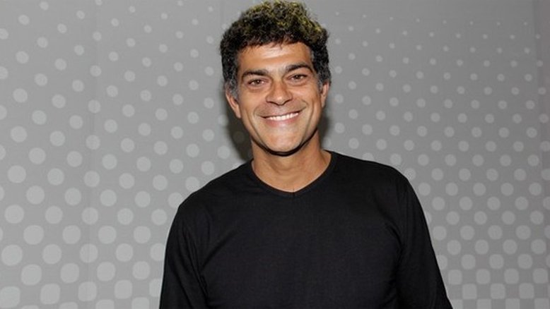 Eduardo Moscovis em Corações Sujos