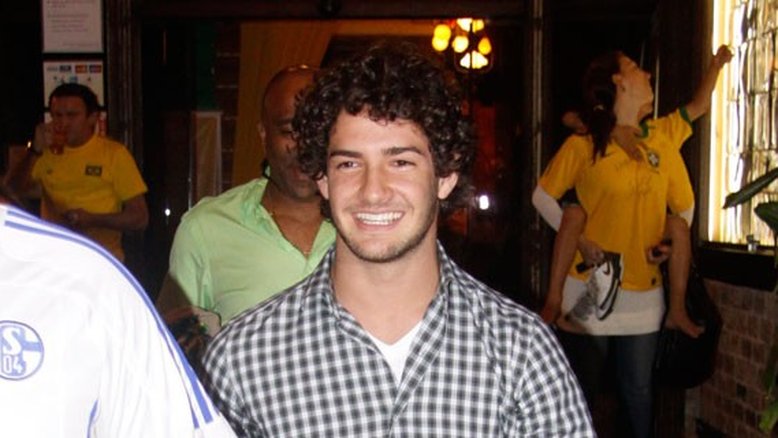 Pato assume Barbara Berlusconi