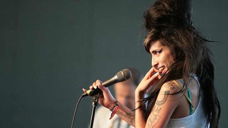 Amy arrasa no Recife