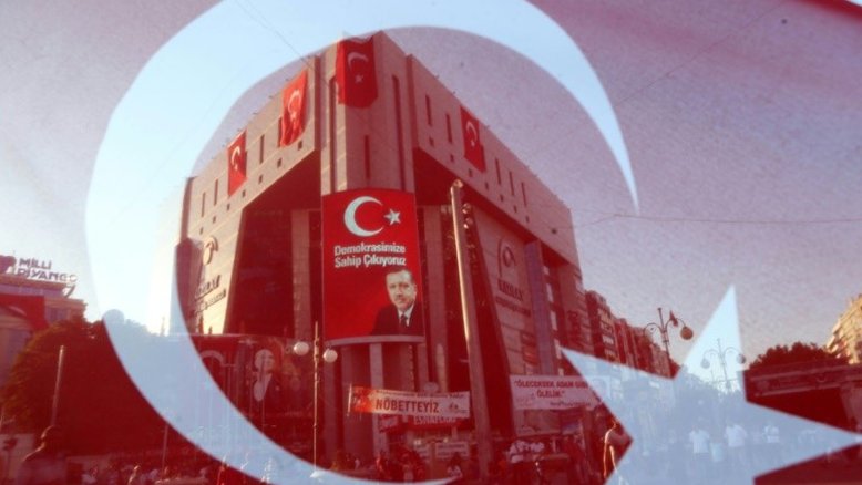 Tentativa de golpe custou US$ 100 bilhões à Turquia