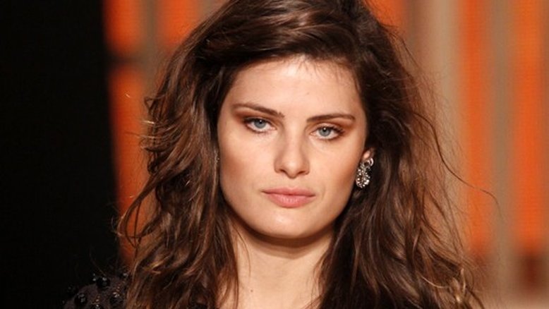 Isabeli Fontana: papo sobre Castelli