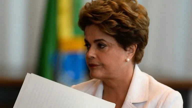 Supremo rejeita pedido de Dilma para anular impeachment