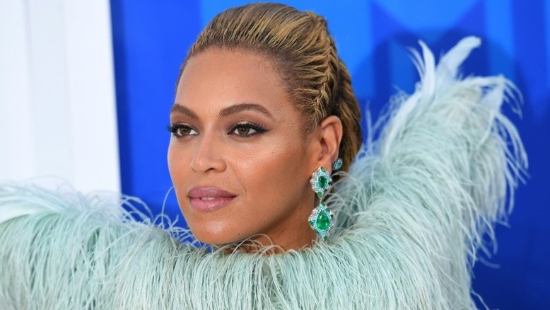 Beyoncé domina premiação da MTV