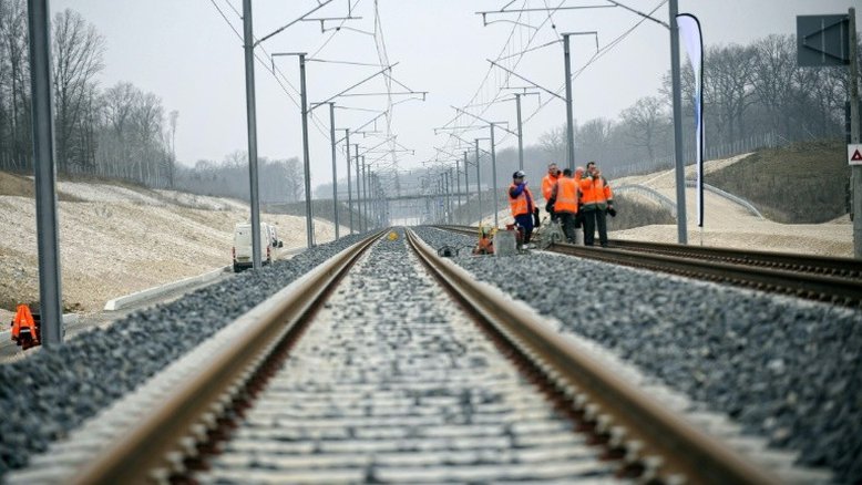 Acidente ferroviário deixa 10 feridos com gravidade na França
