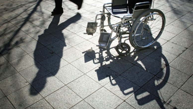 Tratamento inovador devolve mobilidade a paraplégicos