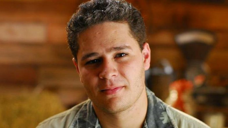 Pedro Leonardo acorda do coma