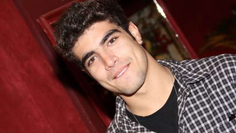 Caio Castro machucado