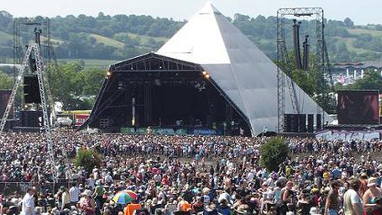 A abertura dos portões de Glastonbury