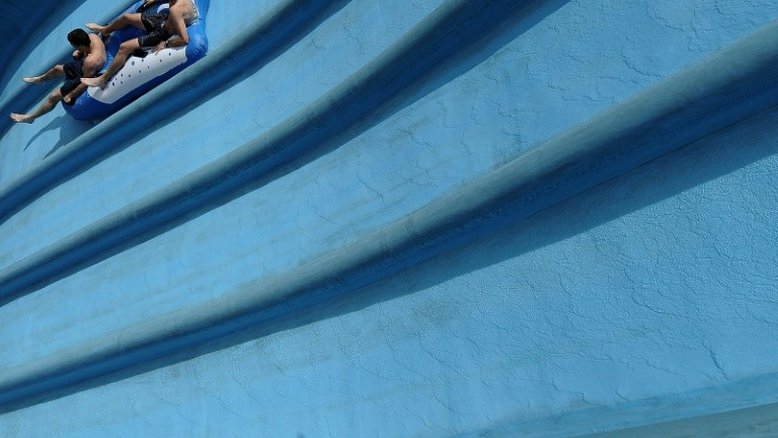 EUA: menino de 10 anos morre no toboágua mais alto do mundo
